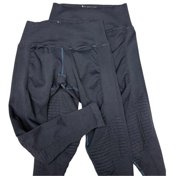 FP Movement High-Waist Black Leggings Bundle M/L - Picture 9 of 9